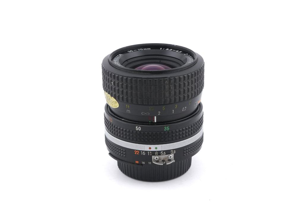 Nikon 35-70mm f3.3-4.5 Zoom-Nikkor AI-S