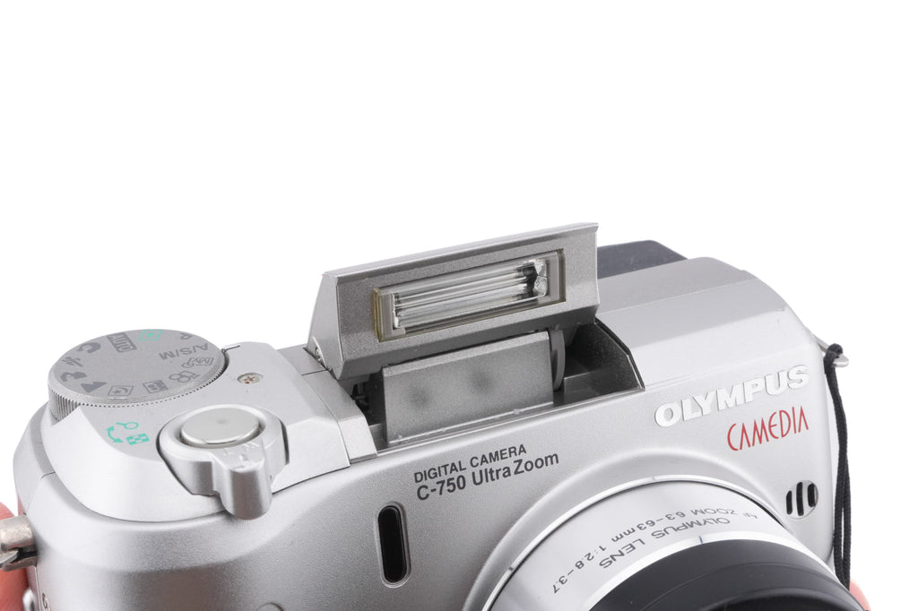 Olympus C-750 Ultra Zoom