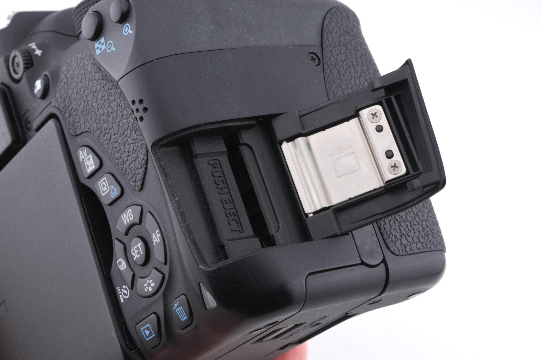 Canon EOS 700D