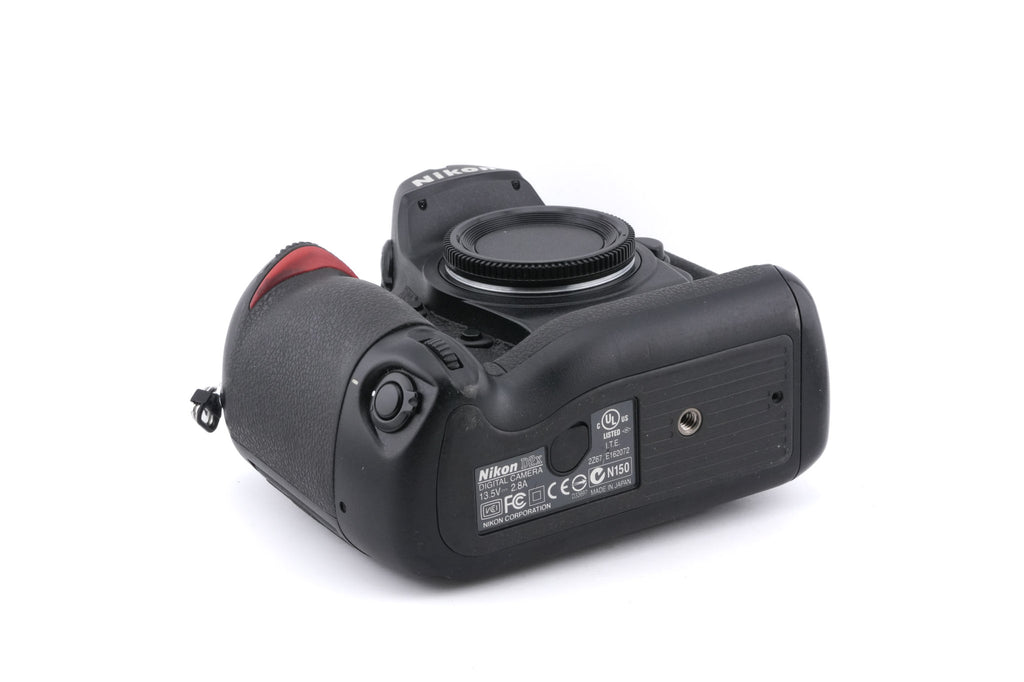 Nikon D2x