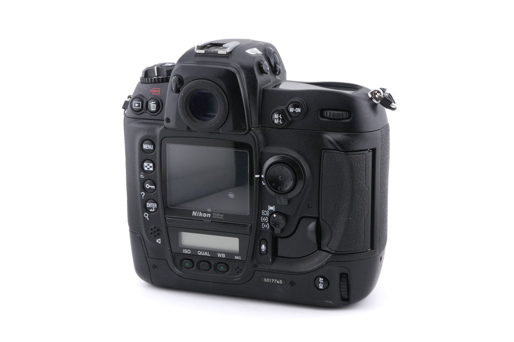 Nikon D2x