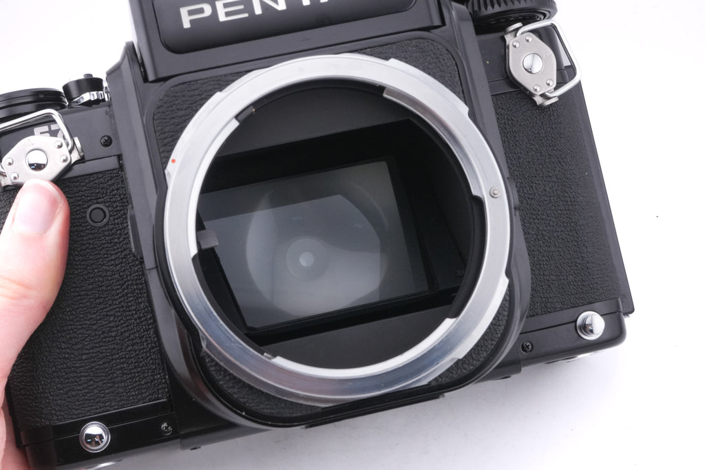 Pentax 67 + TTL Pentaprism Finder (6x7 / 67)