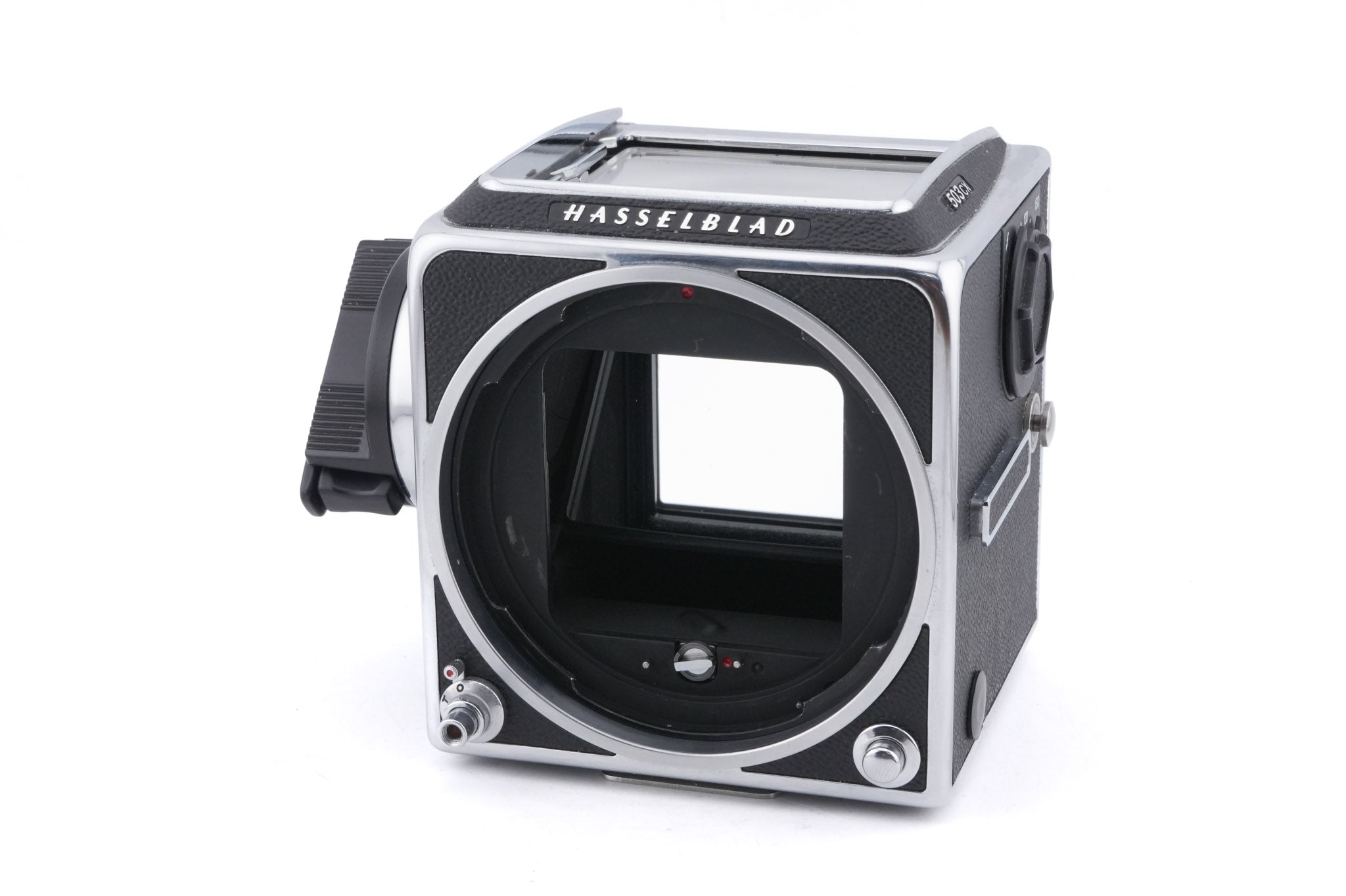 Hasselblad 503CX (Silver, 10026) + Acute Matte Focusing Screen (42165) + A12N Film Magazine + Waist Level Finder (New / Chrome, 42315)