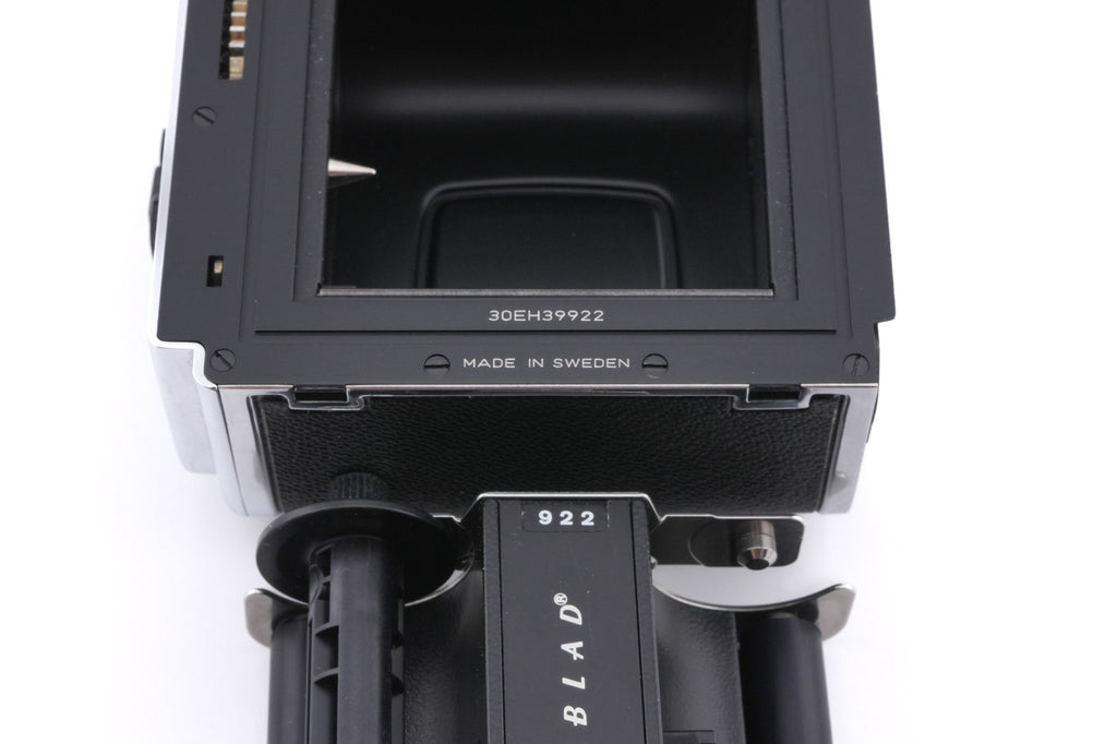 Hasselblad 503CX (Silver, 10026) + Acute Matte Focusing Screen (42165) + A12N Film Magazine + Waist Level Finder (New / Chrome, 42315)