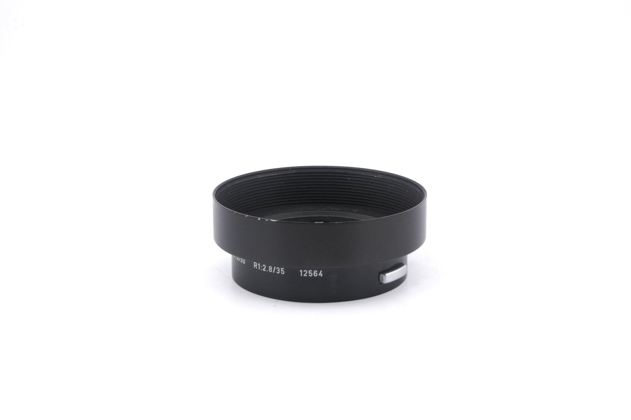 Leica Lens Hood (35mm f2.8 R / 50mm f2 R) (12564) + 54mm Lens Hood Cap (14163)