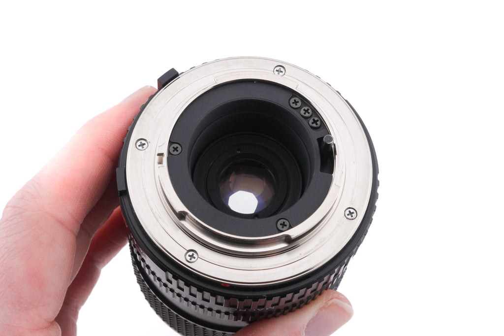 Minolta 28-70mm f3.5-4.8 MD Zoom