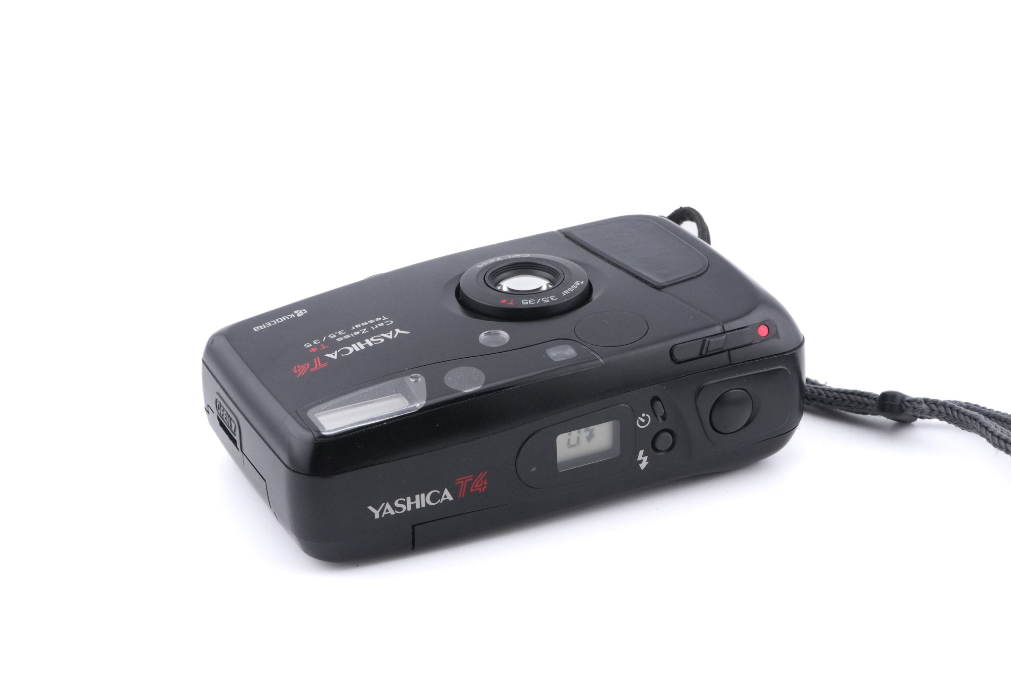 Yashica T4