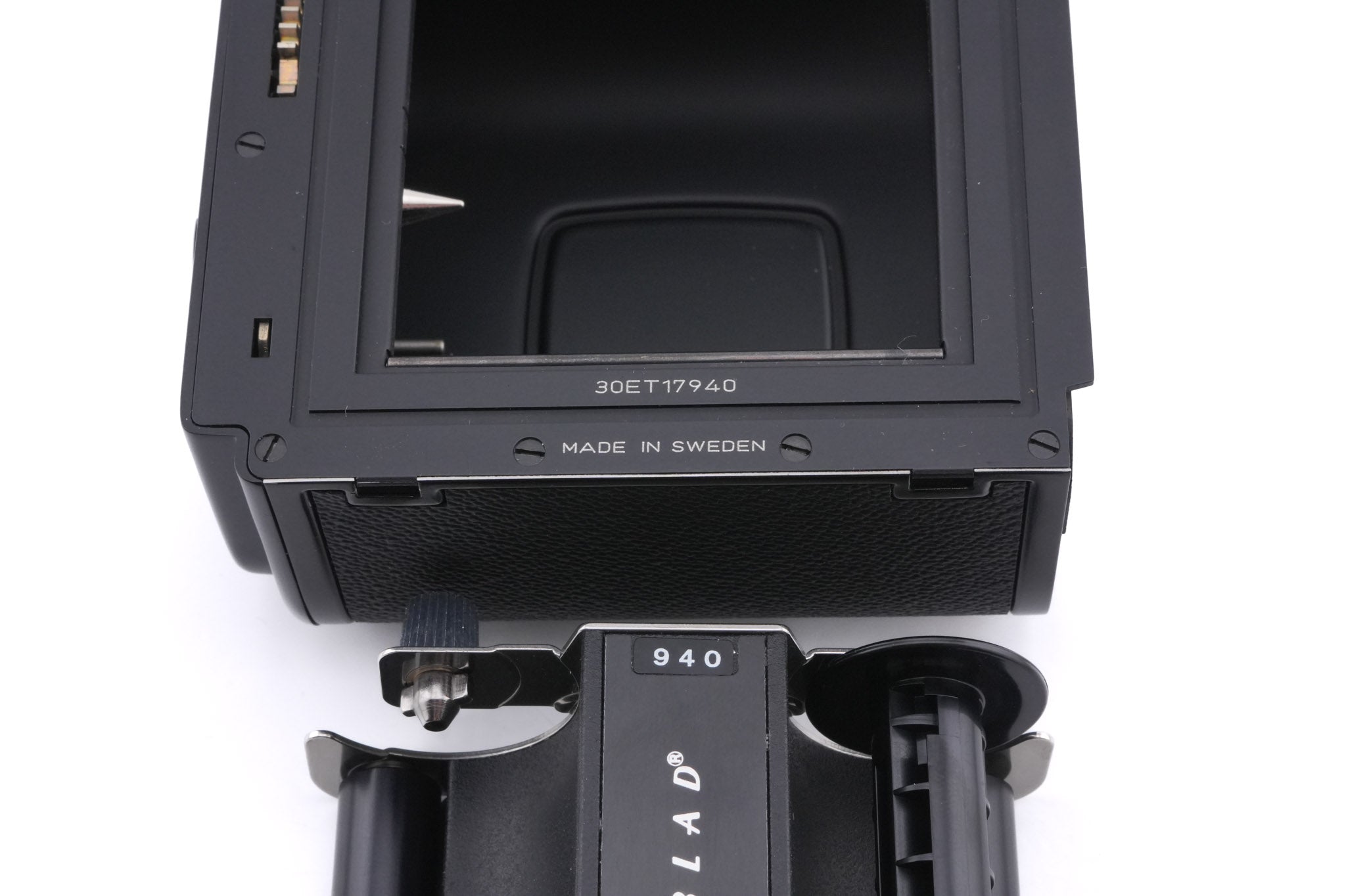 Hasselblad 501C (11045) + Waist Level Finder (New / Black, 42323) + A12N Film Magazine + 80mm f2.8 Planar T* C (New) (20029) + Acute Matte D Standard Focusing Screen (42204)