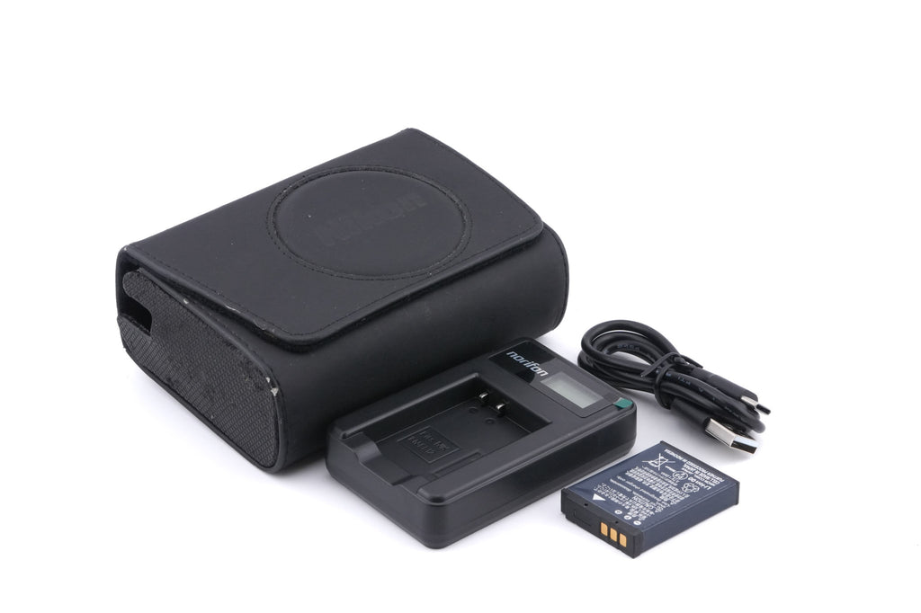 Nikon Coolpix S9900