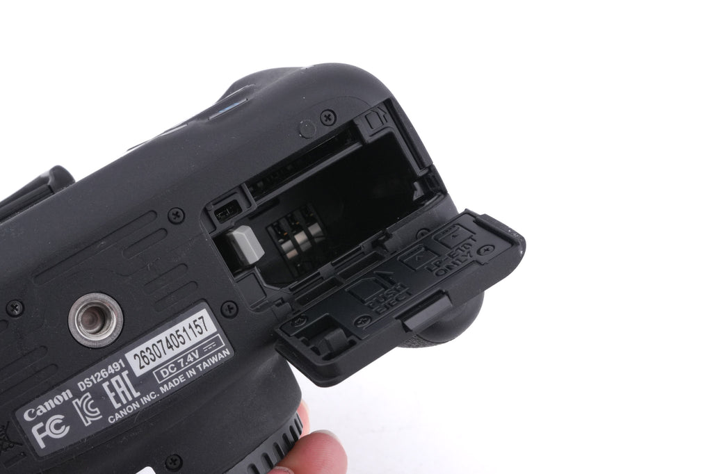 Canon EOS 1200D