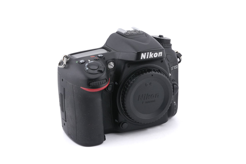 Nikon D7100