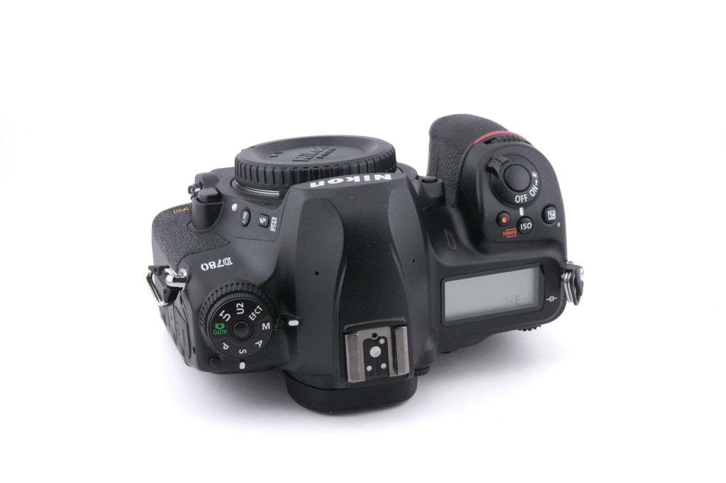 Nikon D780