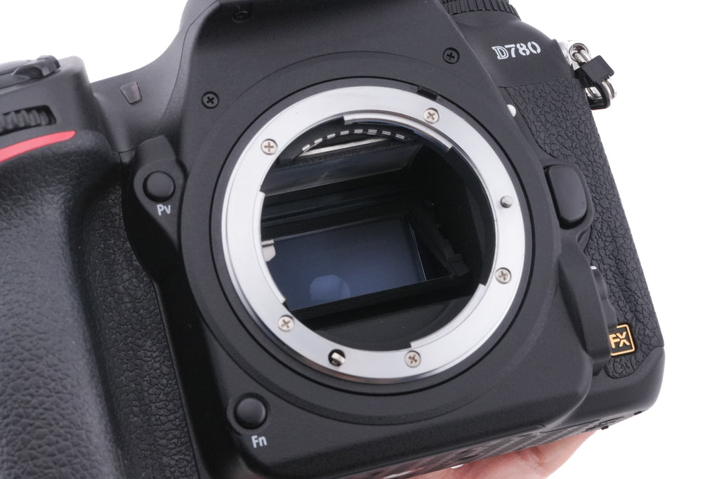 Nikon D780