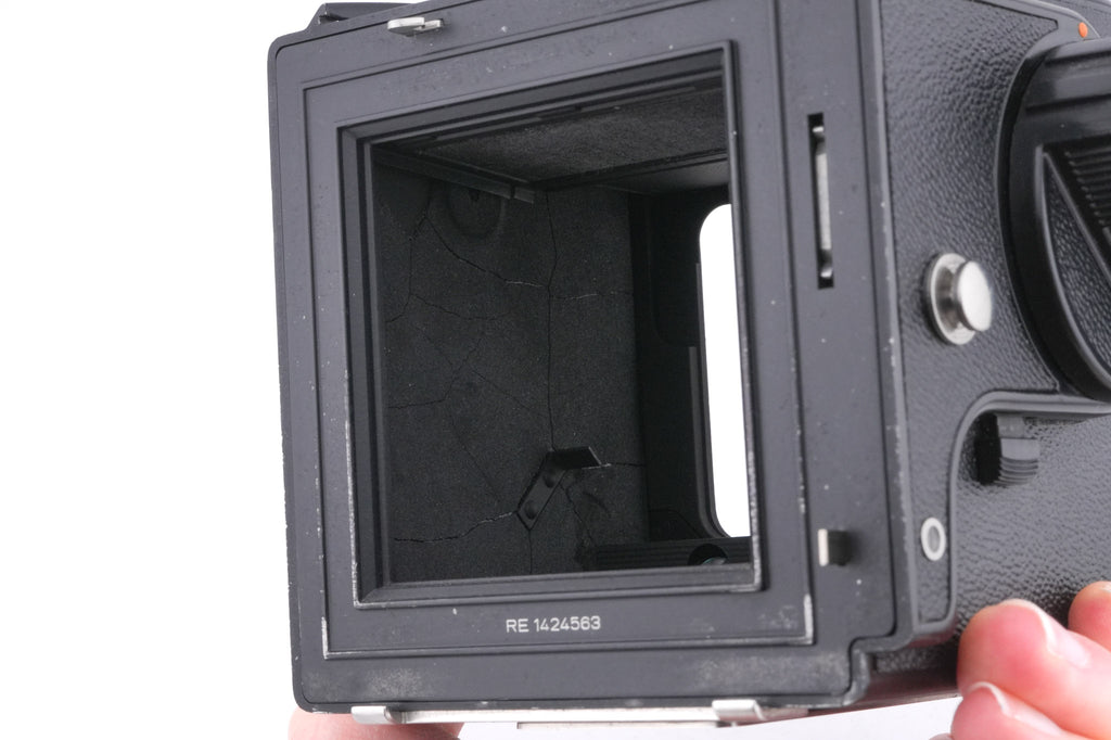 Hasselblad 503CX (Black, 10172) + Acute Matte D Grid / Split Image Focusing Screen (42217) + Waist Level Finder (New / Black, 42323)