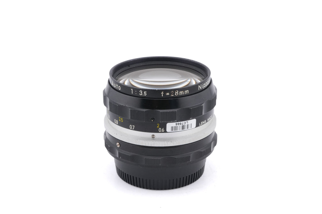 Nikon 28mm f3.5 Nikkor-H Auto Pre-AI