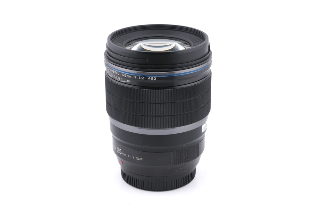Olympus 25mm f1.2 M.Zuiko Digital Pro