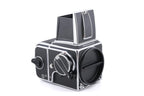 Hasselblad 500C/M (Silver, 10026) + A12N Film Magazine + Waist Level Finder (Old / Silver, 42021) + Rapid Winding Crank (Chrome, 44016/TIRFC) + Microprism / Split Image Focusing Screen K 20/20