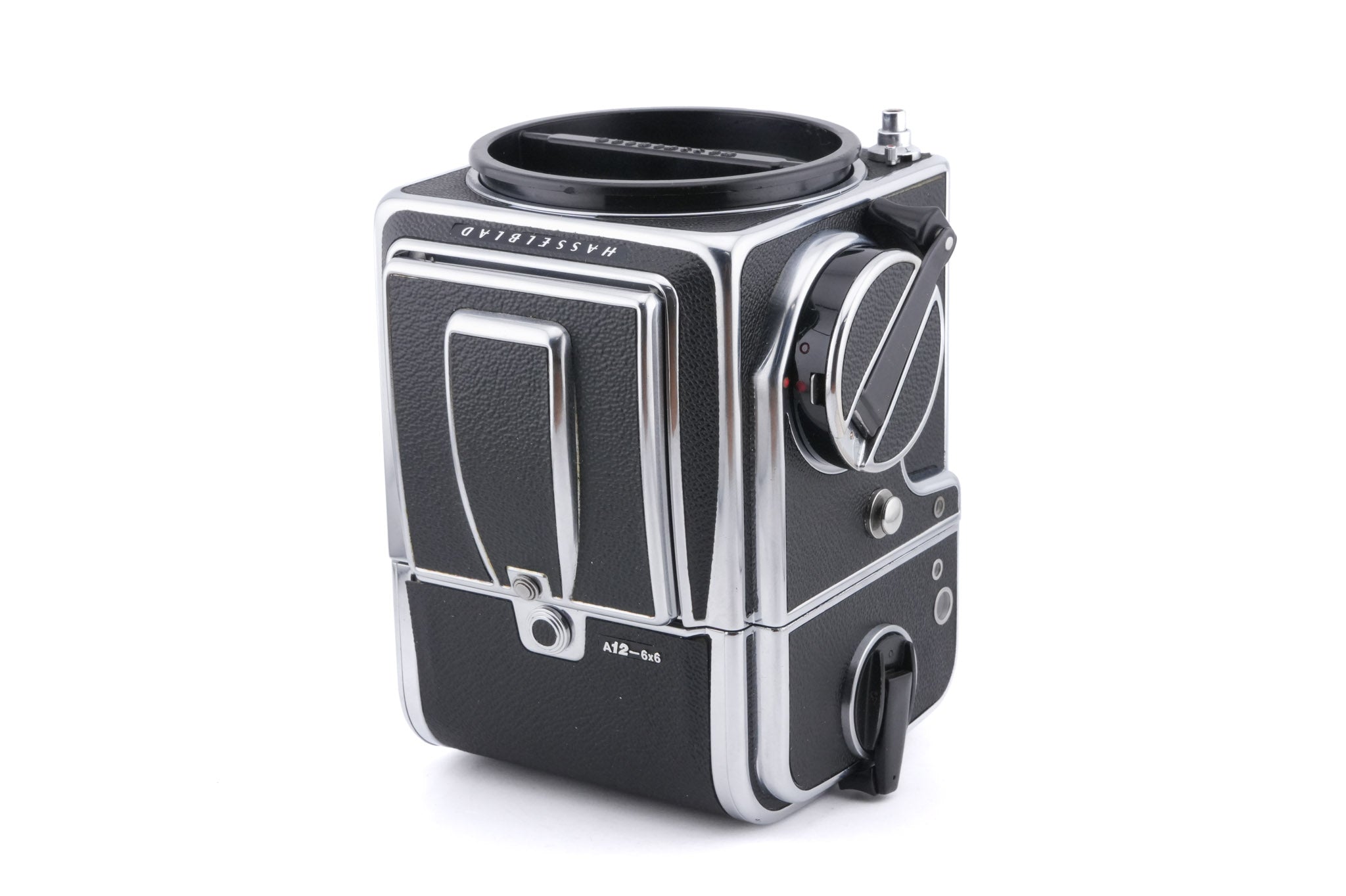 Hasselblad 500C/M (Silver, 10026) + A12N Film Magazine + Waist Level Finder (Old / Silver, 42021) + Rapid Winding Crank (Chrome, 44016/TIRFC) + Microprism / Split Image Focusing Screen K 20/20