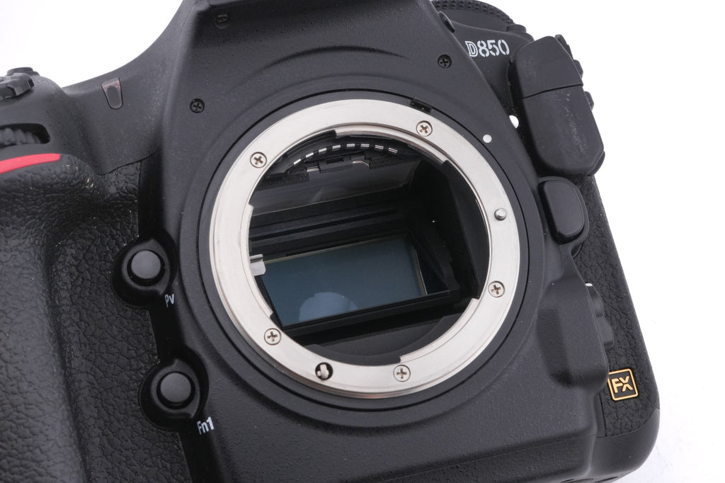 Nikon D850