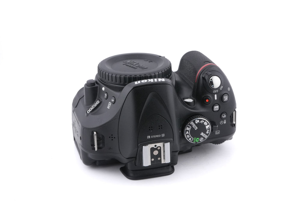 Nikon D5200