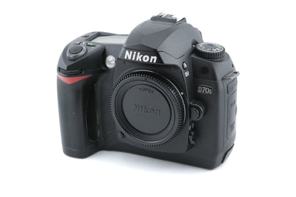 Nikon D70s