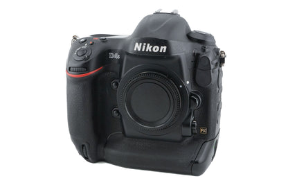 Nikon D4S