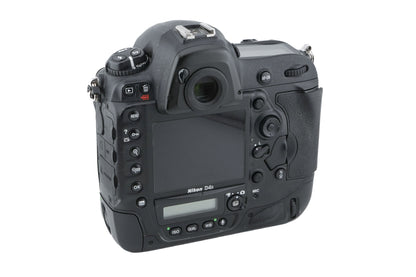 Nikon D4S