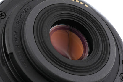 Canon 18-55mm f3.5-5.6 IS