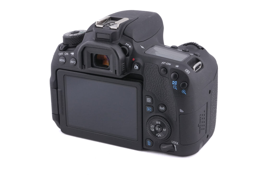 Canon EOS 77D
