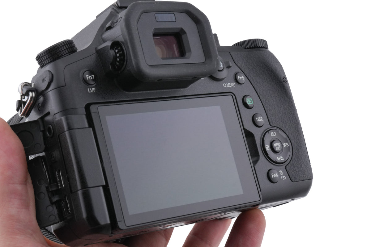 Panasonic Lumix DMC-FZ2000