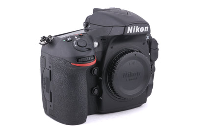 Nikon D810