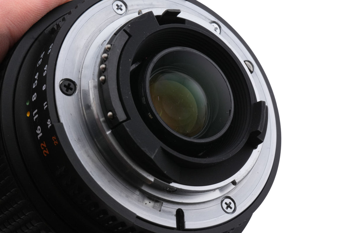Nikon 28-105mm f3.5-4.5 AF Nikkor D