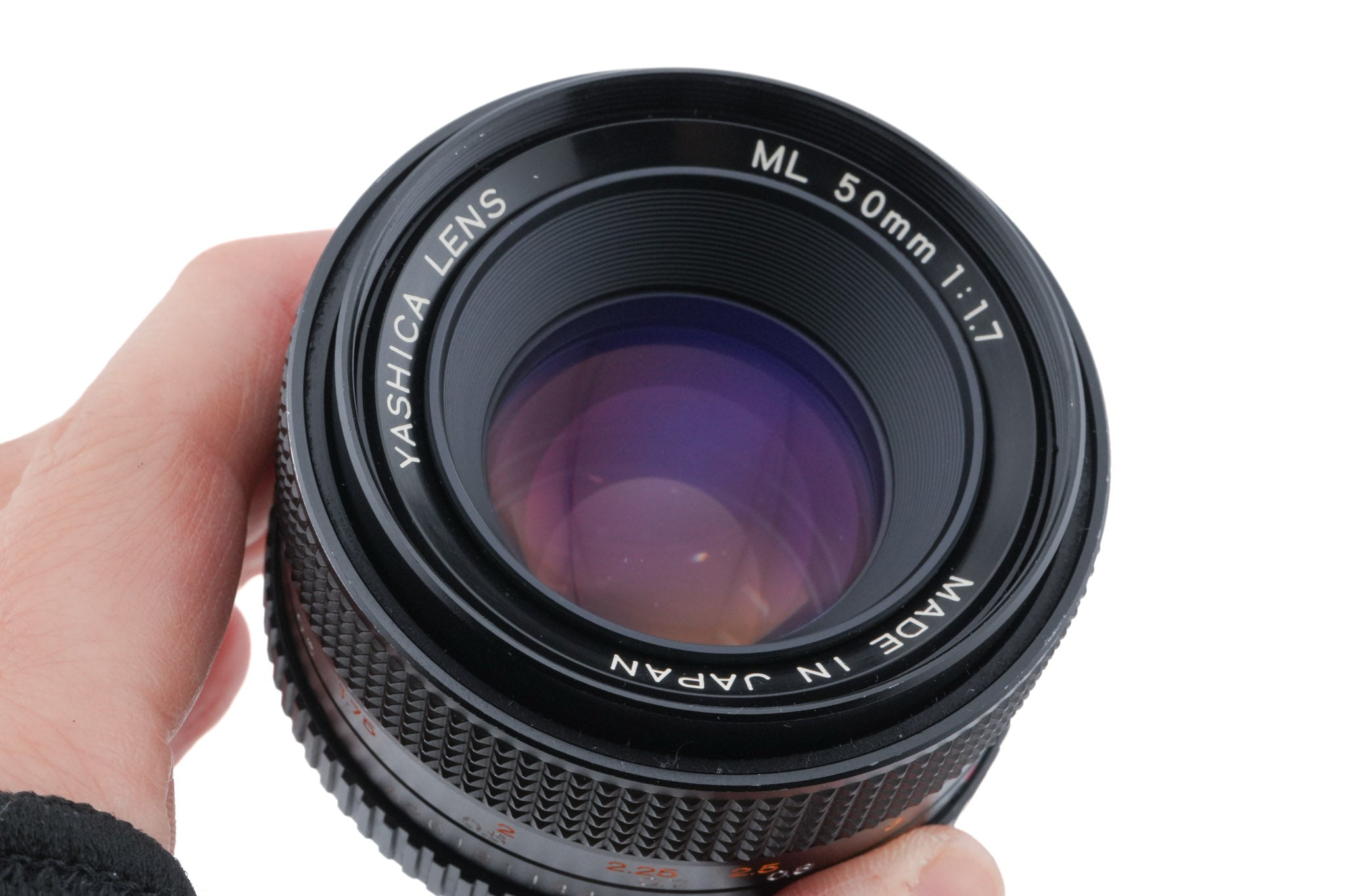 Yashica 50mm f1.7 ML