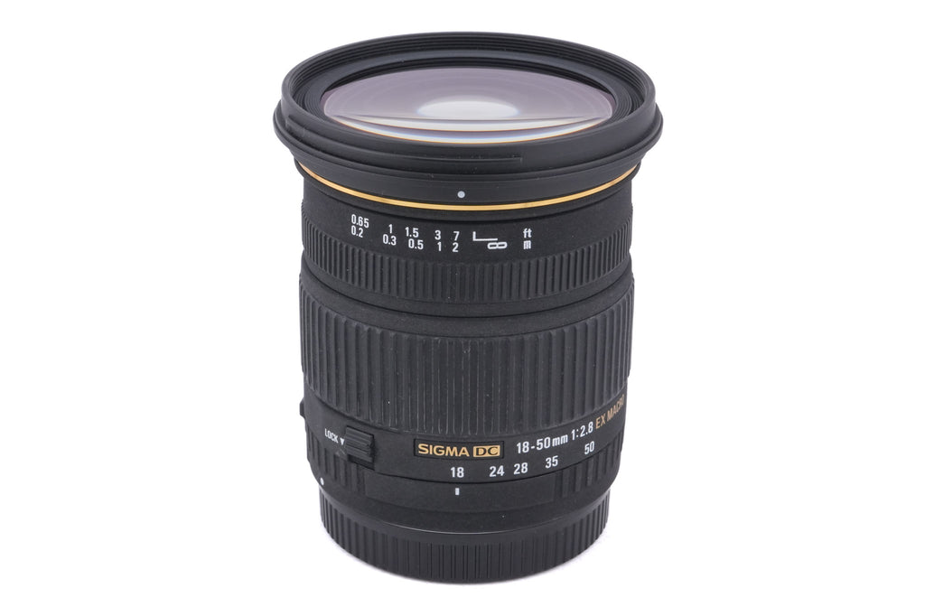 Sigma 18-50mm f2.8 EX DC Macro