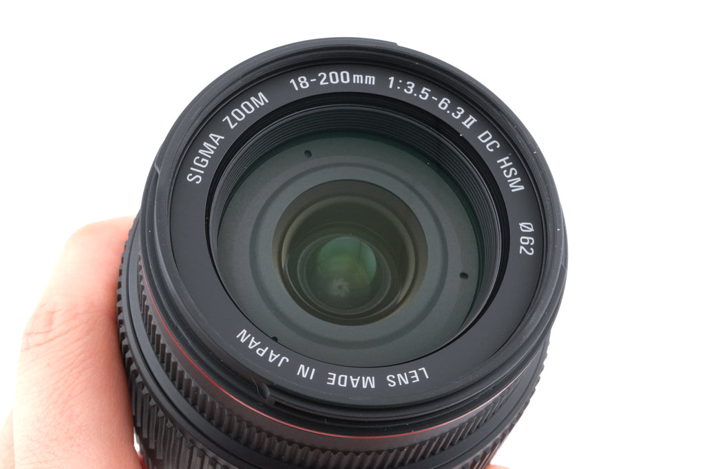 Sigma 18-200mm f3.5-6.3 DC HSM II