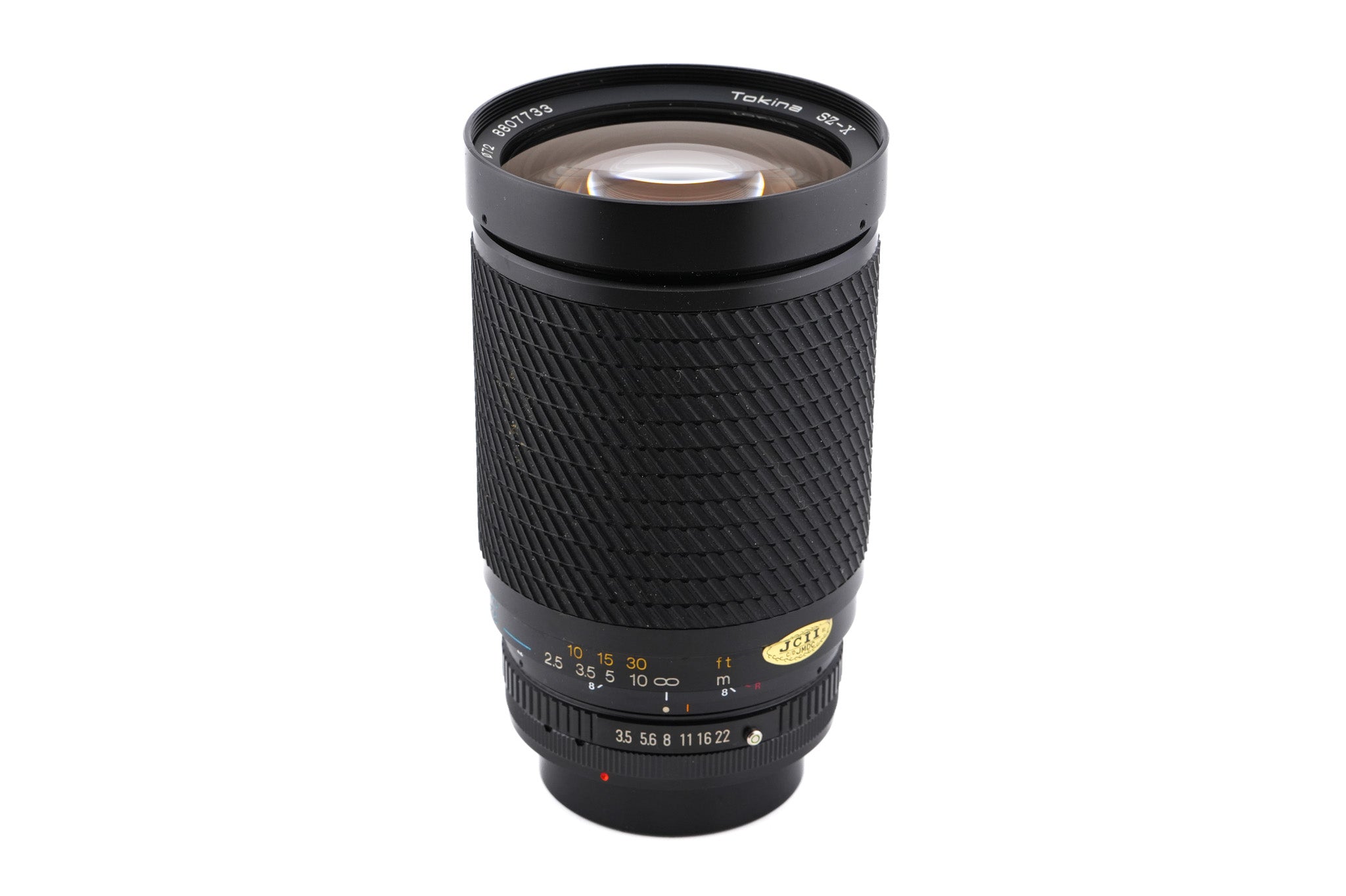 Tokina 28-200mm f3.5-5.3 SZ-X - Lens