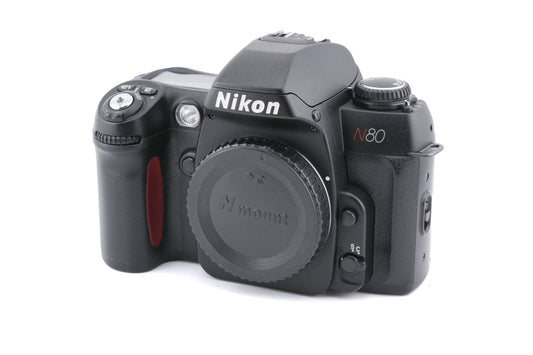Nikon N80 - Camera