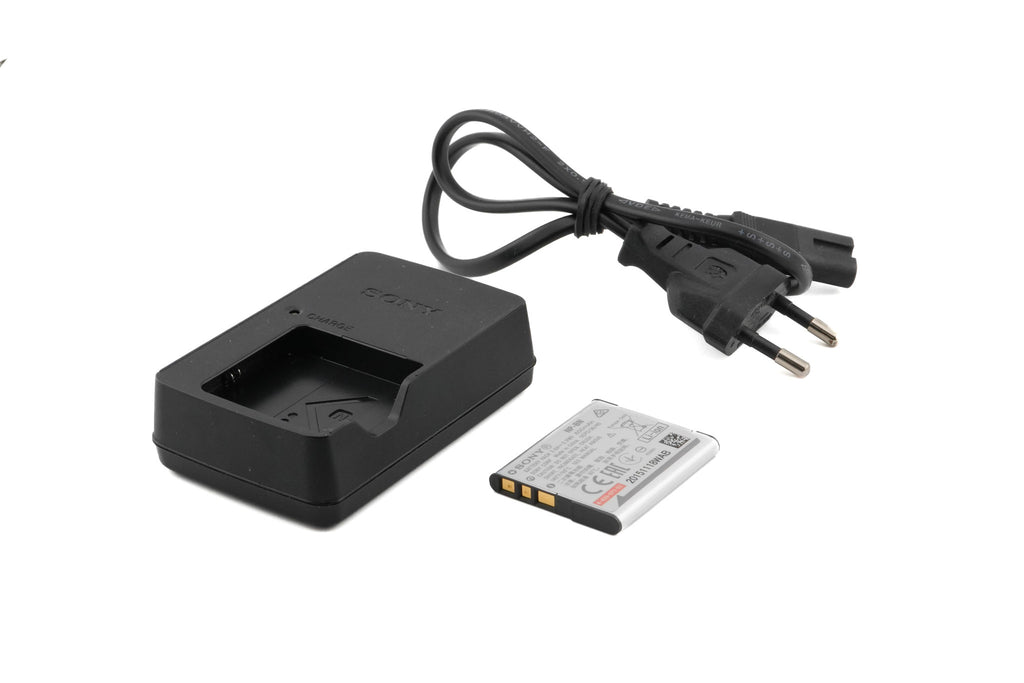 Sony Cyber-Shot DSC-WX220