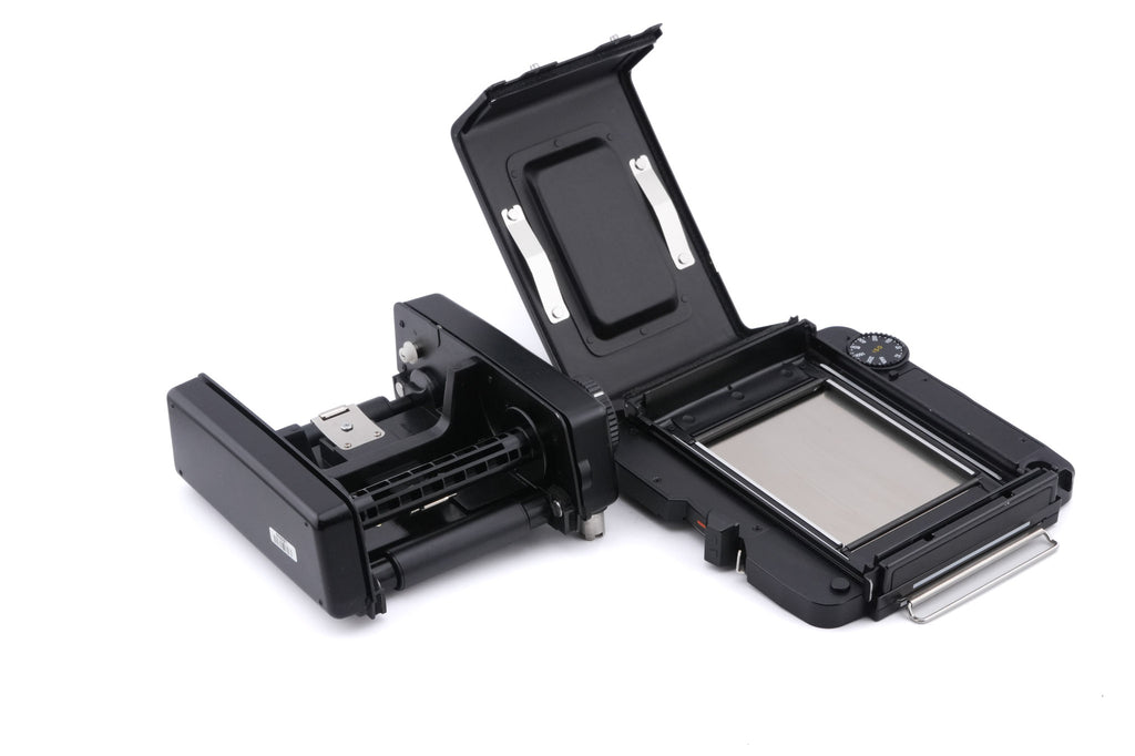 Mamiya RZ67 Professional + 120 6x7 Roll Film Holder Professional + Waist Level Finder