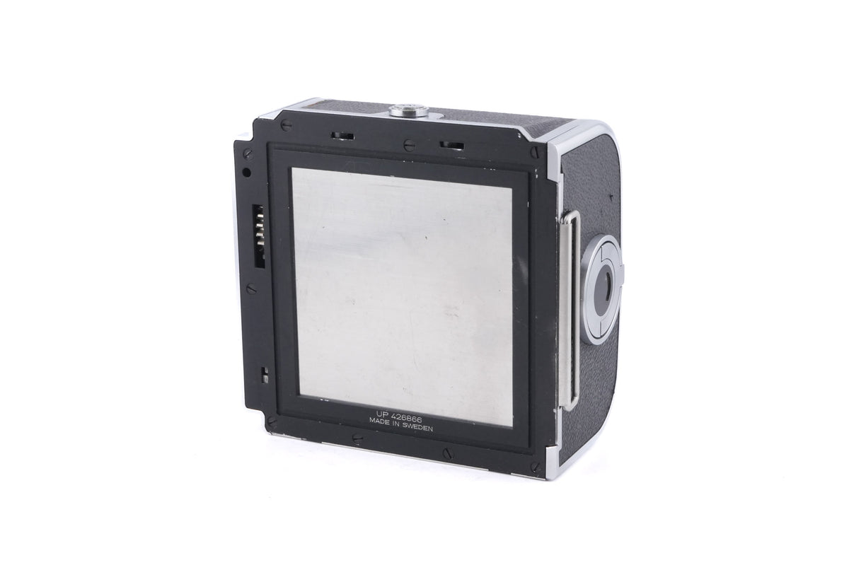 Hasselblad 500C/M (Silver, 10026) + 80mm f2.8 Planar T* C (Black, 20028) + Waist Level Finder (Old / Silver, 42021) + A12 Film Magazine (Silver, 30074) + Checked Focusing Screen With Central Grid (42250)