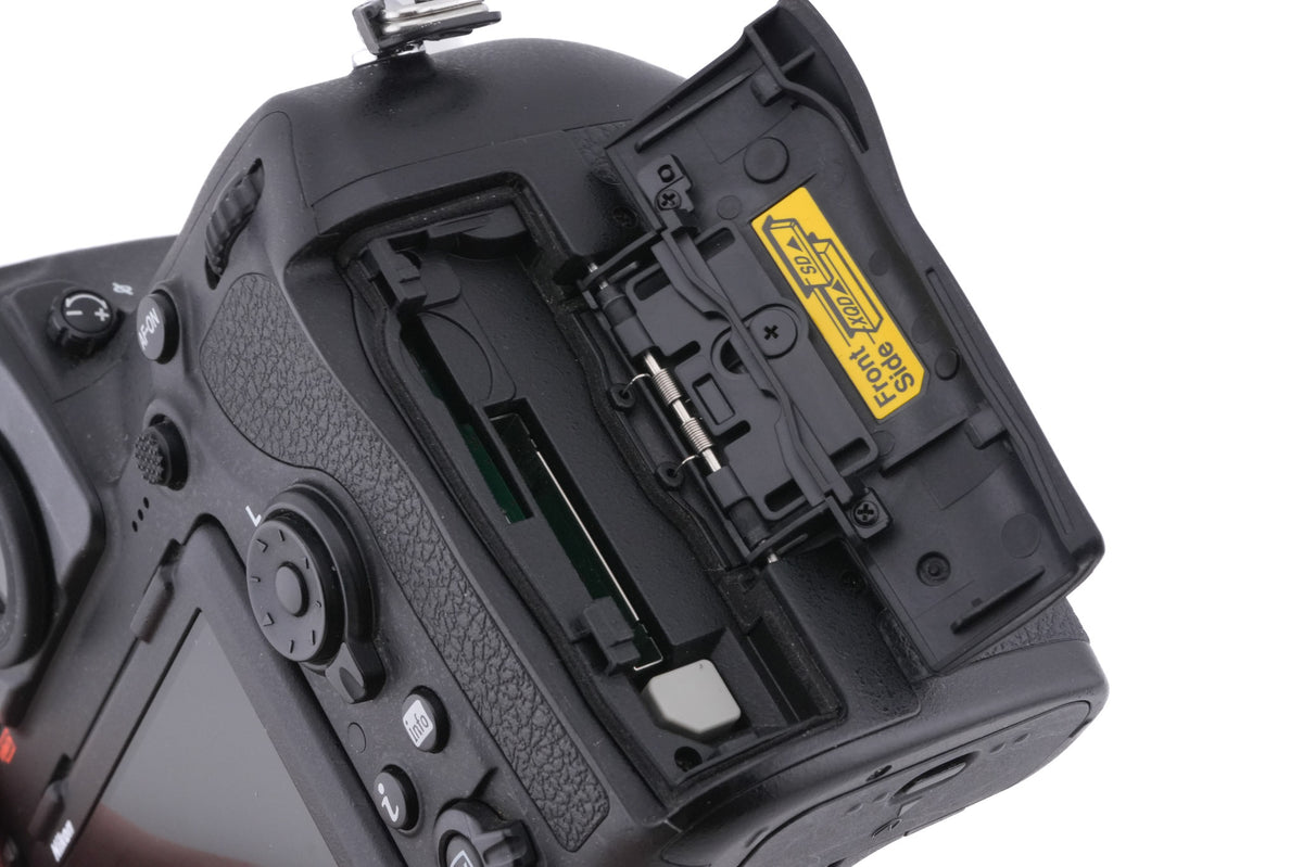 Nikon D850