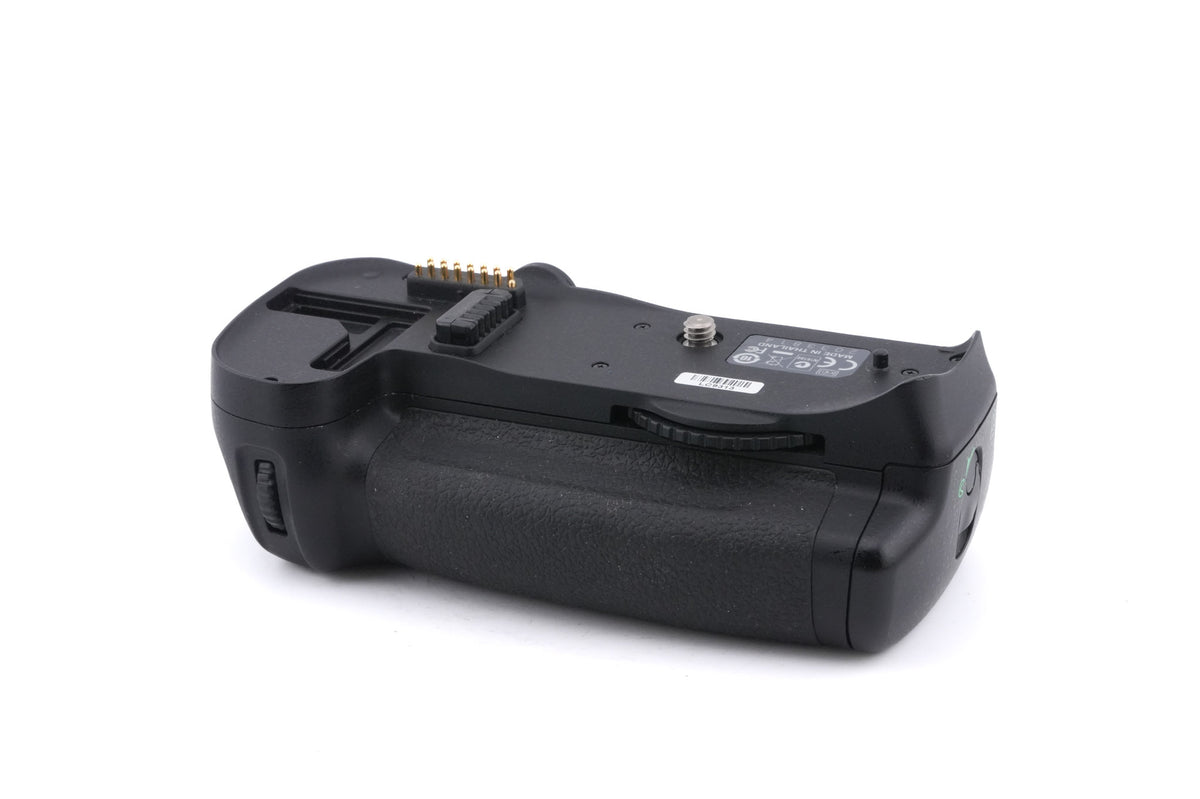 Nikon MB-D10 Multi-Power Battery Pack