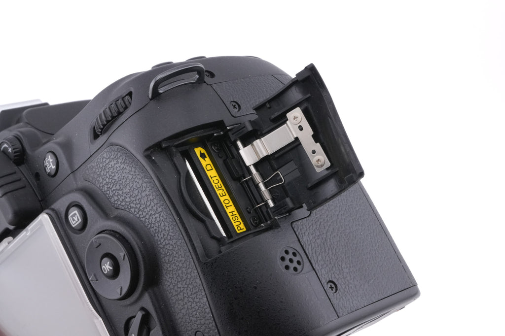 Nikon D90