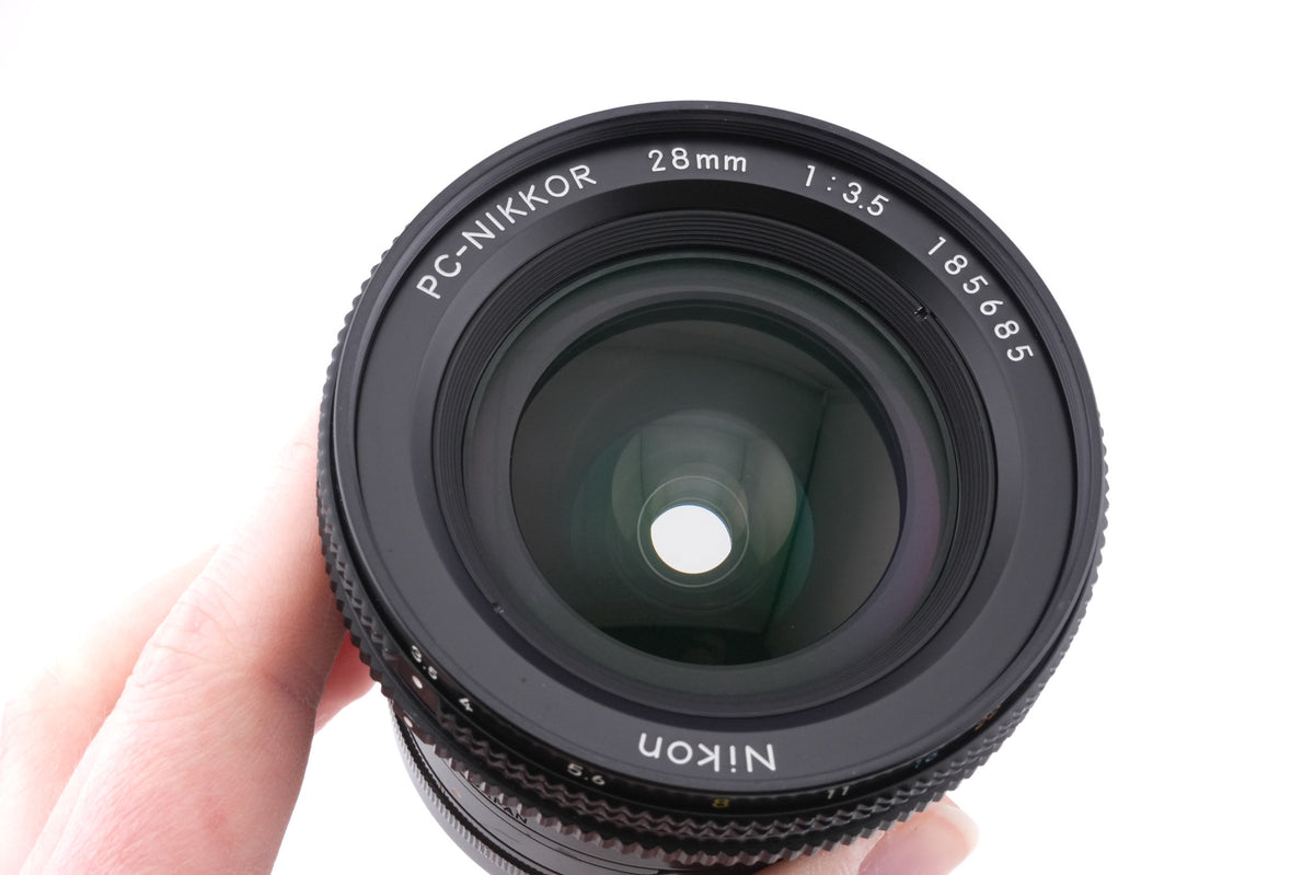 Nikon 28mm f3.5 PC-Nikkor