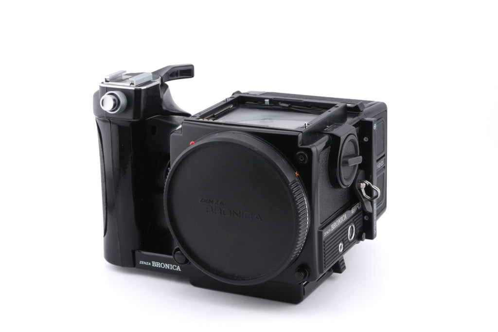 Zenza Bronica ETRSi + ETR 120 Film Back + Speed Grip-E Winder