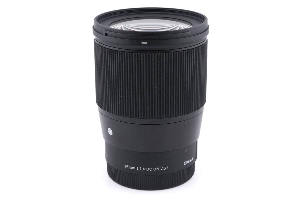 Sigma 16mm f1.4 DC DN Contemporary (017)