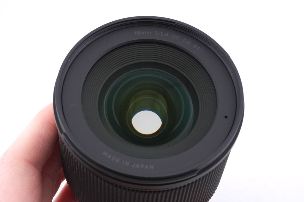 Sigma 16mm f1.4 DC DN Contemporary (017)