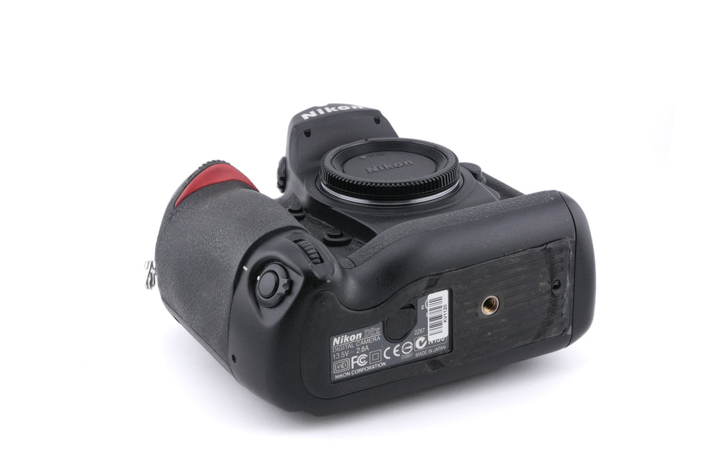 Nikon D2x