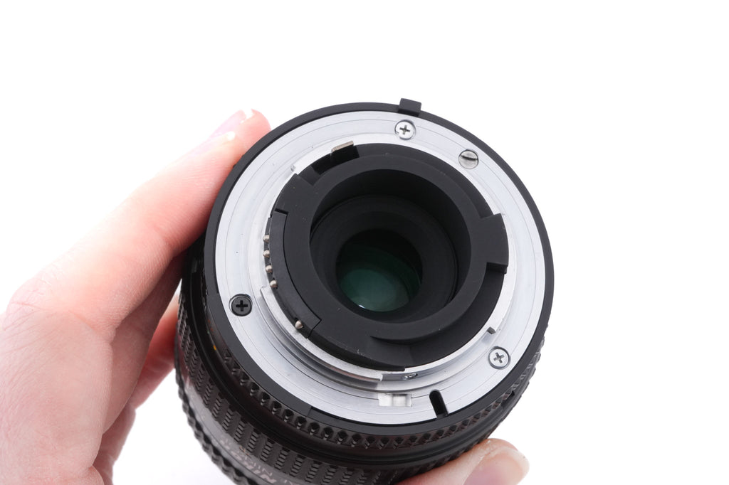 Nikon 28-70mm f3.5-4.5 AF Nikkor D
