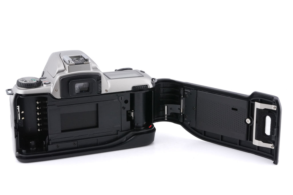 Nikon F65